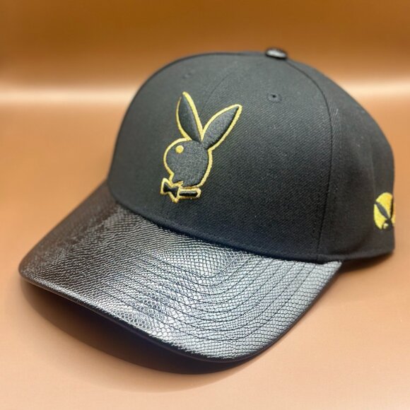 PLAYBOY Premium Bunny Snapback - Picture 2 of 10